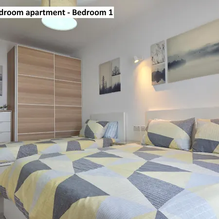 Blue Sky Apartments L-Imgarr Room photo