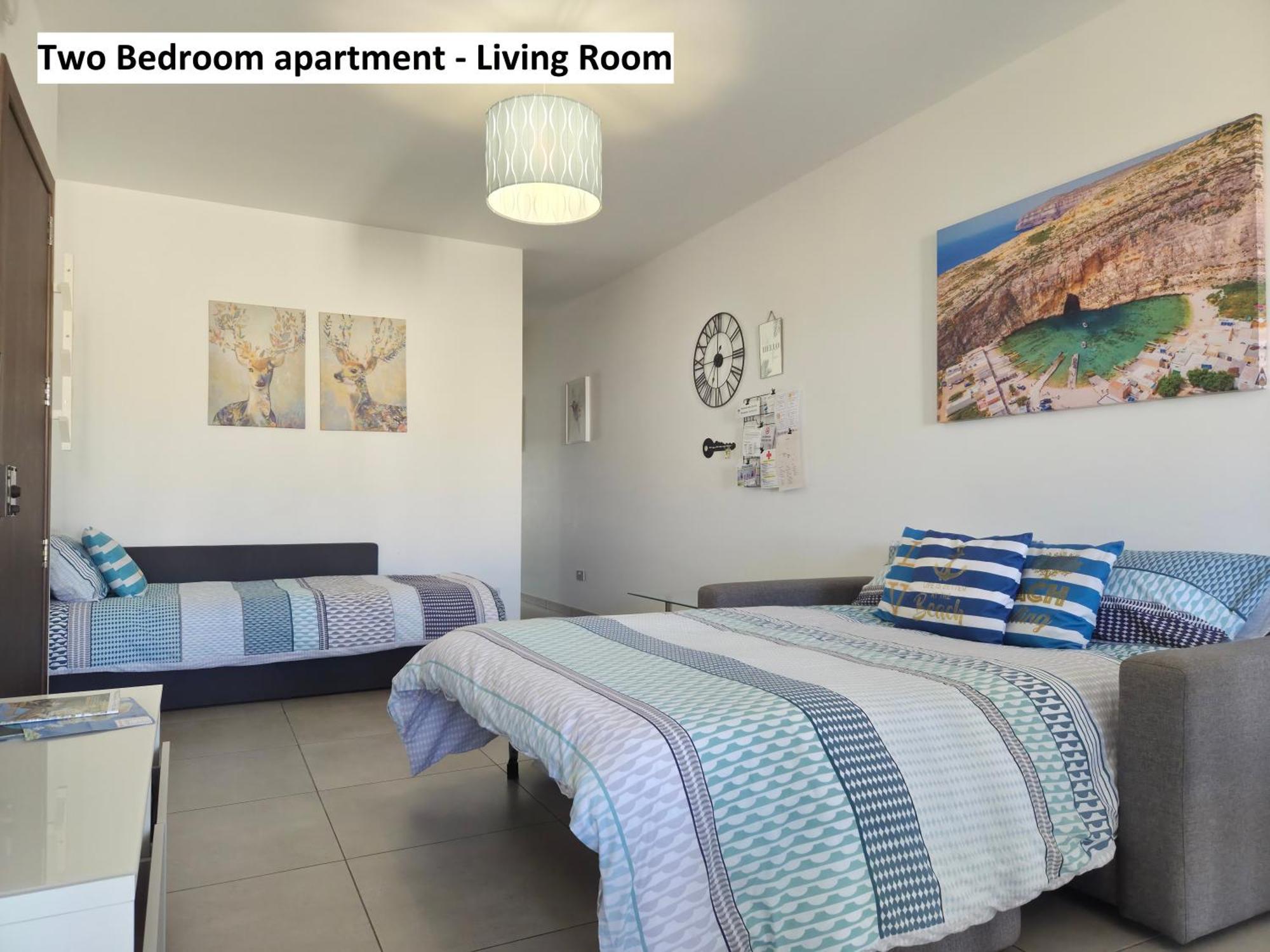 Blue Sky Apartment *
