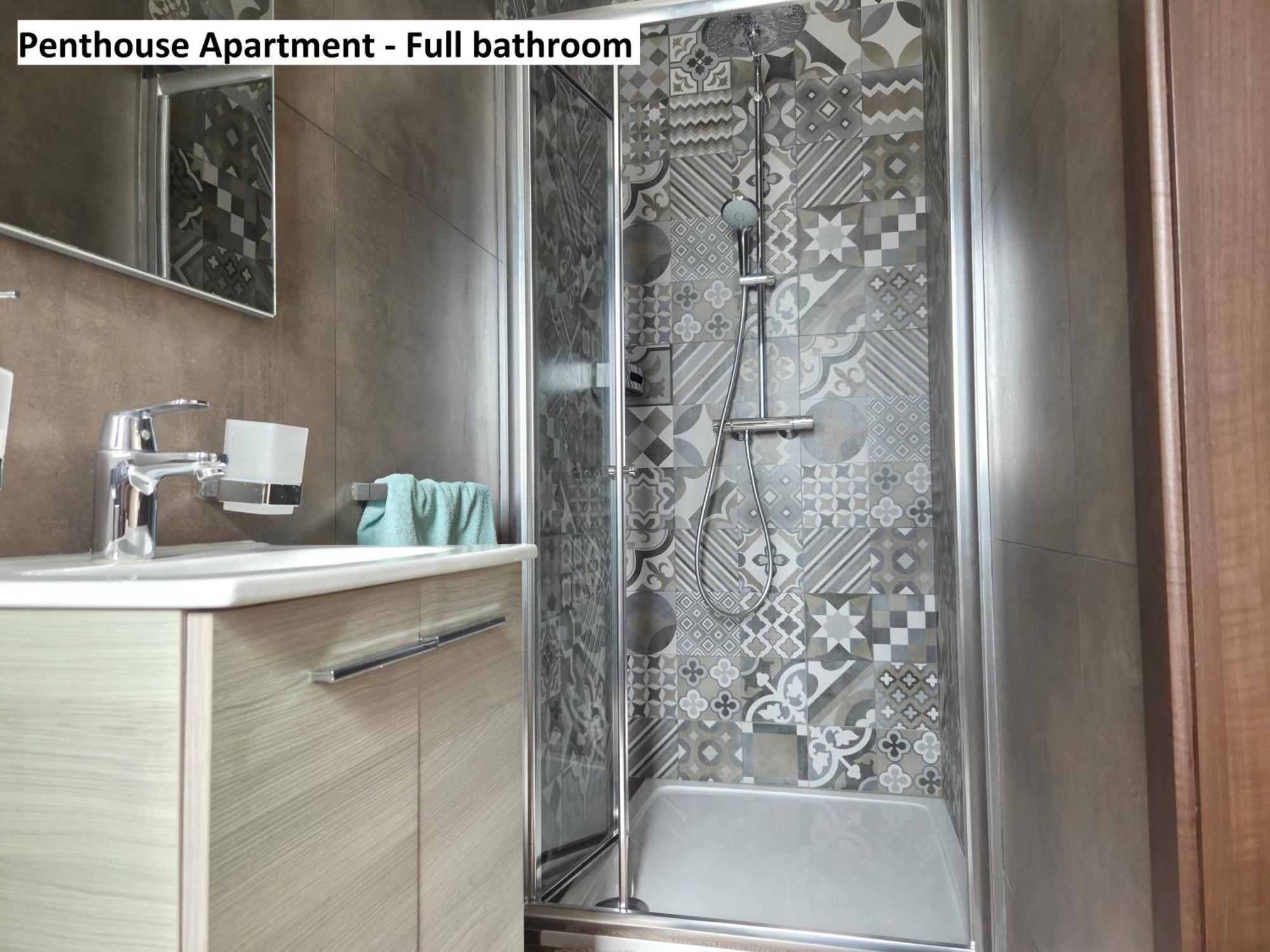 Blue Sky Apartment L-Imgarr